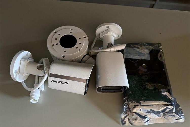 Slika /17499 Kamere, disk i kablovi/IMG-20250918-WA0009.jpg